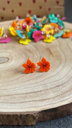 Puce d’oreille fleur d’hibiscus orange