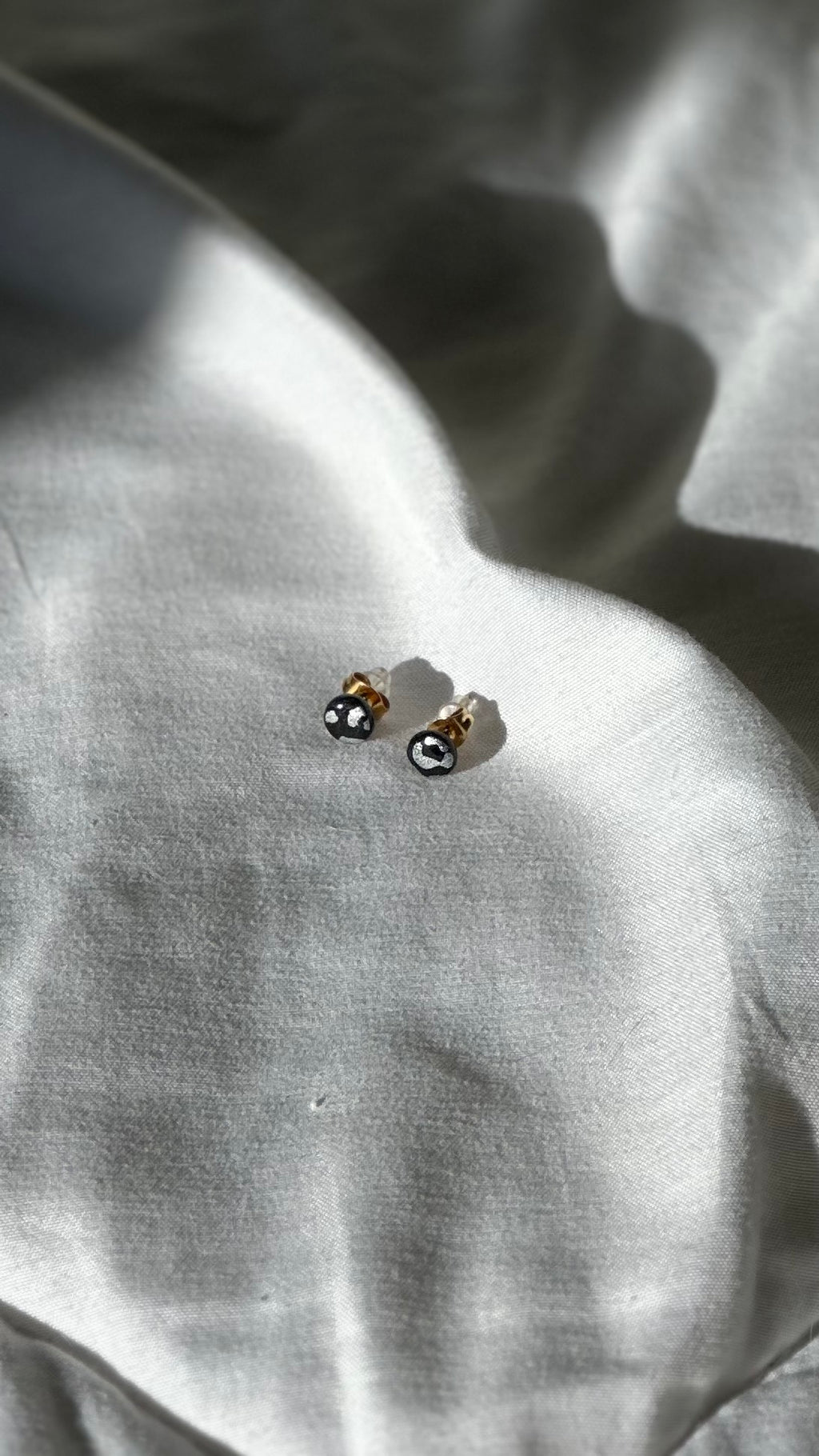 Puces d’oreilles cercle noir léopard