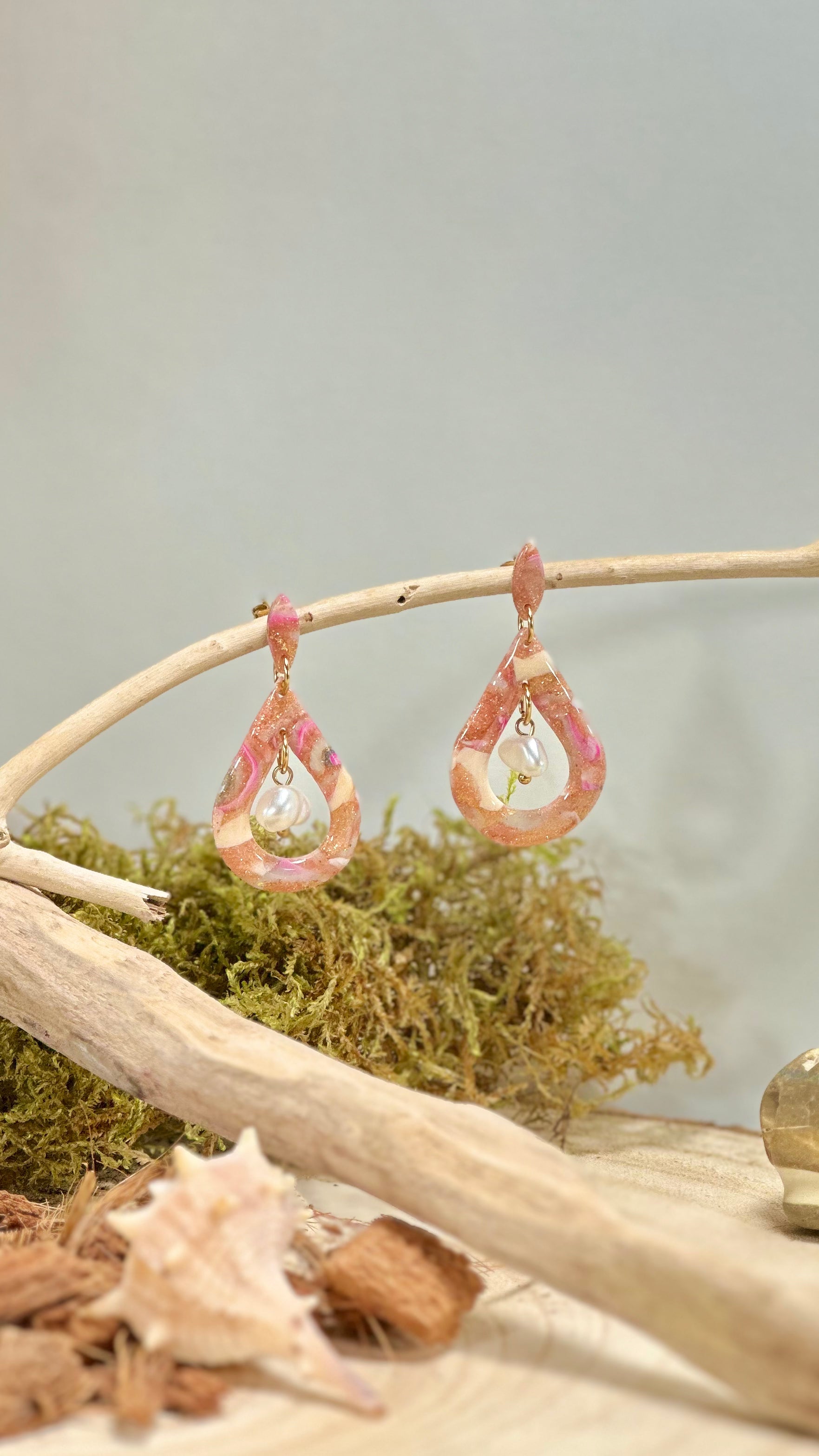 Boucles d'oreilles grande goutte avec perles